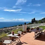 Apartamento Dimora Concept - Beautiful Flat With Terrace And Sea View - Free Parking