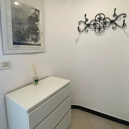 Beautiful Flat With Terrace And Sea View - Free Parking * ג'נובה