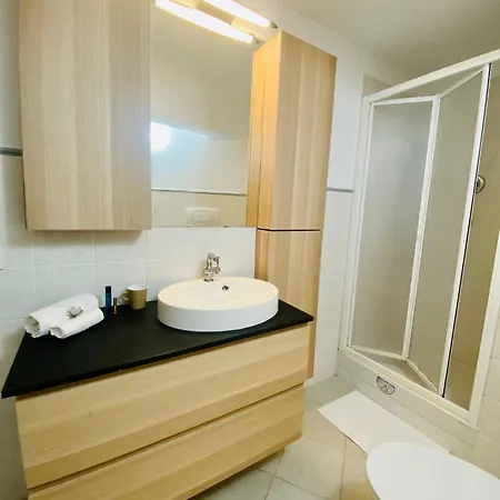 Beautiful Flat With Terrace And Sea View - Free Parking Genova