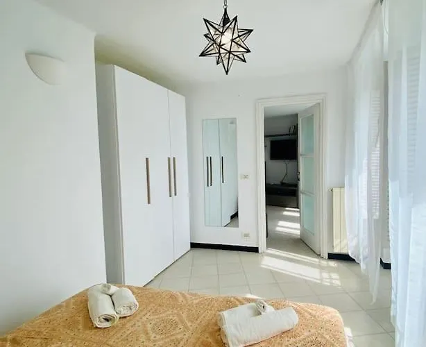 Dimora Concept - Beautiful Flat With Terrace And Sea View - Free Parking * Gênes