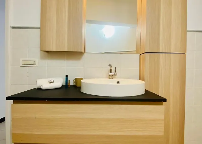 Dimora Concept - Beautiful Flat With Terrace And Sea View - Free Parking Apartment