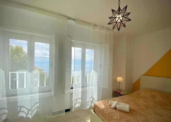 Apartment Dimora Concept - Beautiful Flat With Terrace And Sea View - Free Parking